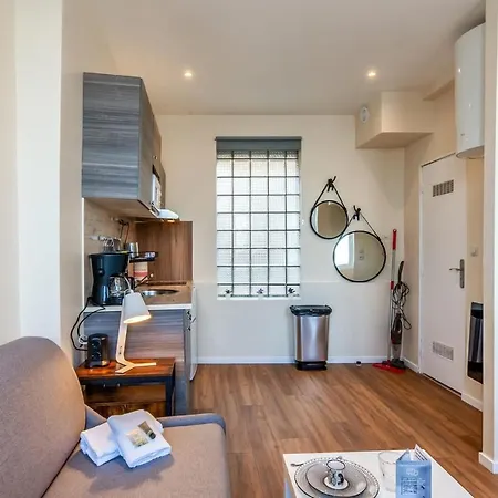 Charming Studio On The Right Bank Of Close To City Centre - Welkeys דירה רואן