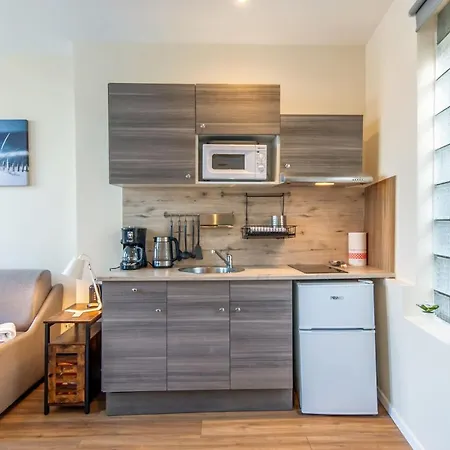 דירה Charming Studio On The Right Bank Of Close To City Centre - Welkeys